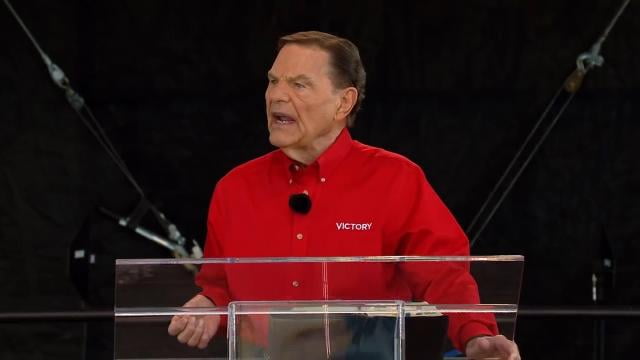 Kenneth Copeland - Faith Overcomes Any Situation