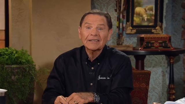 Kenneth Copeland - God Prescribes Joy, Laughter and Exercise to Fight Disease