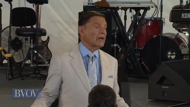 Kenneth Copeland - Living In The Blessing During Famine