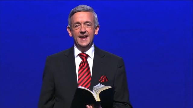 Robert Jeffress - Stop and Smell the Manger