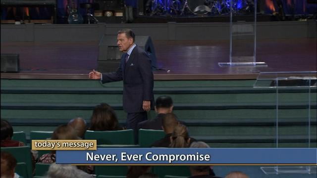 Kenneth Copeland - Never, Ever Compromise