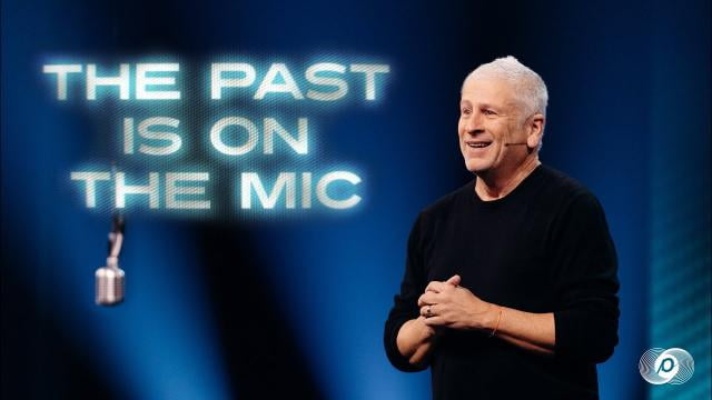 Louie Giglio - The Past is on the Mic