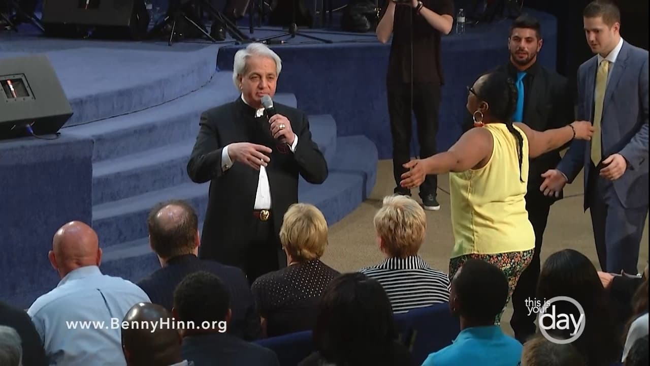 Benny Hinn - Miracles Can Happen at Any Time