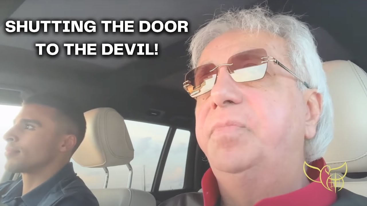 Benny Hinn - Shutting The Door To The Devil