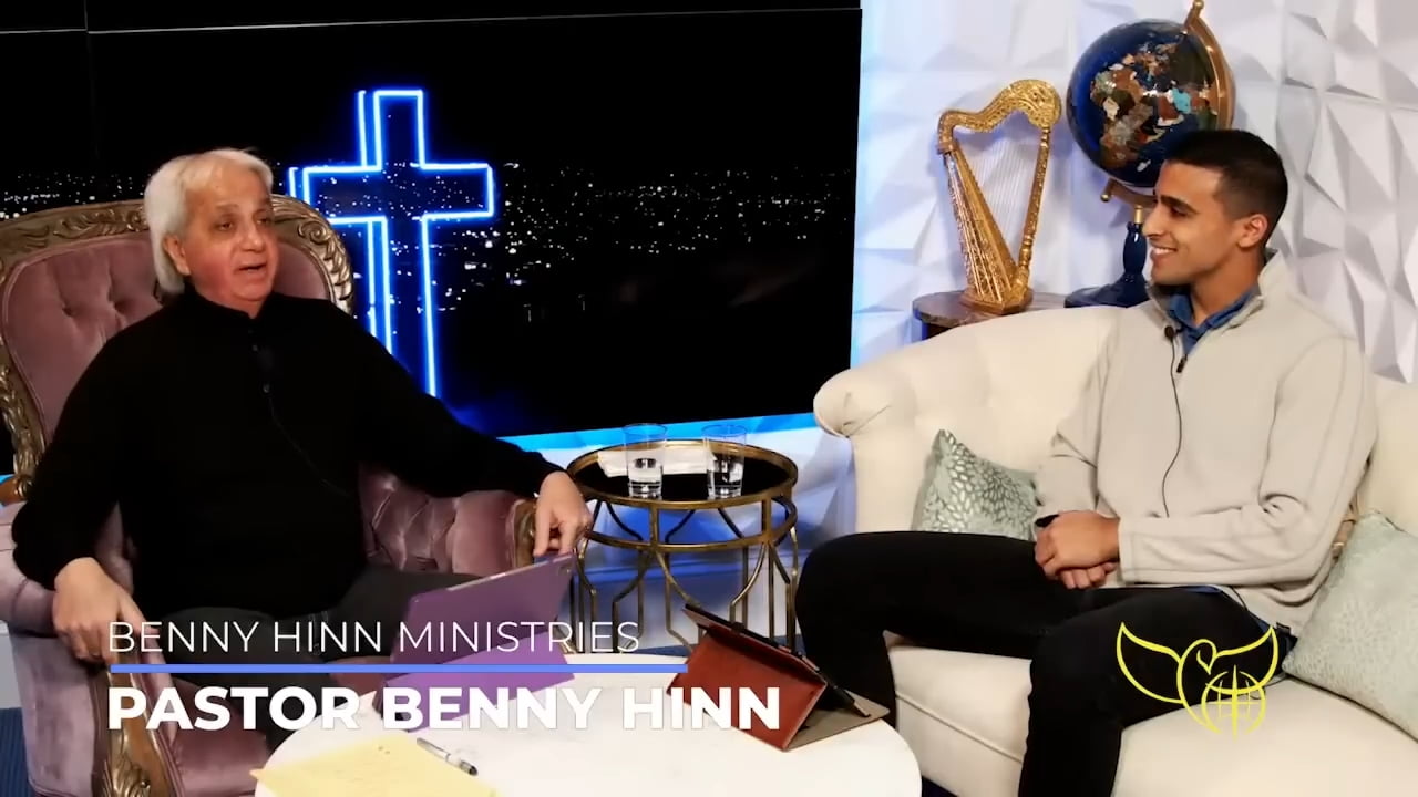 Benny Hinn - How to Recognize the True Gift of Prophecy